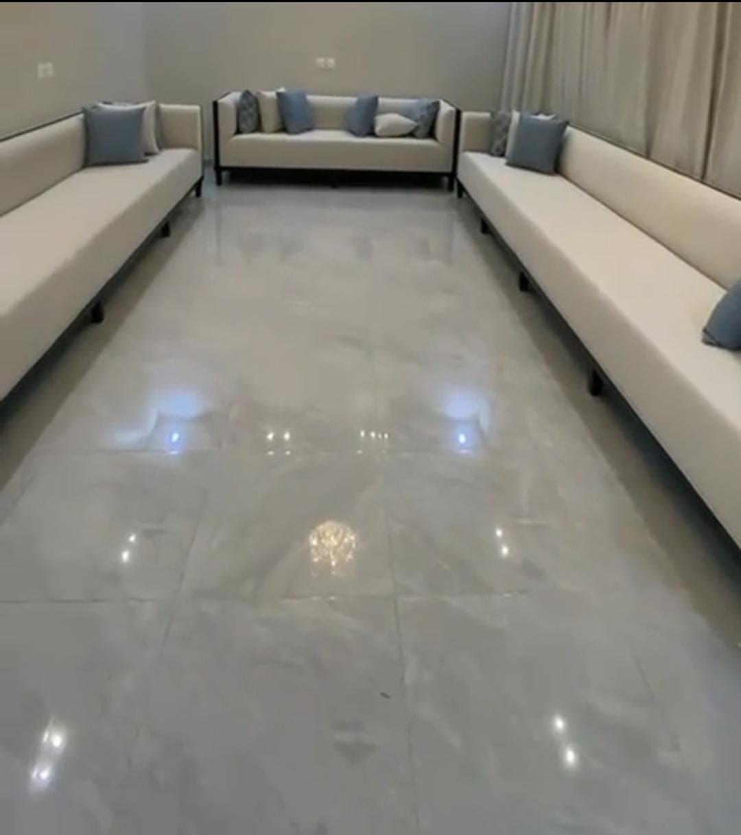Saudia Sofa Gallery Image 18